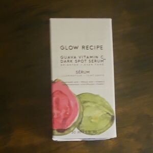 Glow Recipe Guava Vitamin C - Pink and Green
